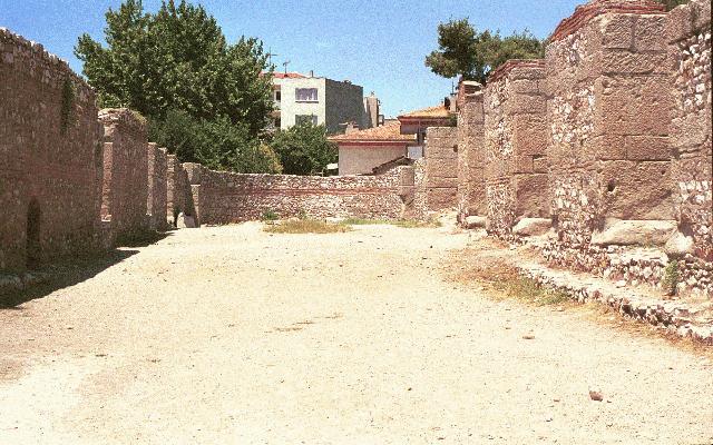 Thyratira